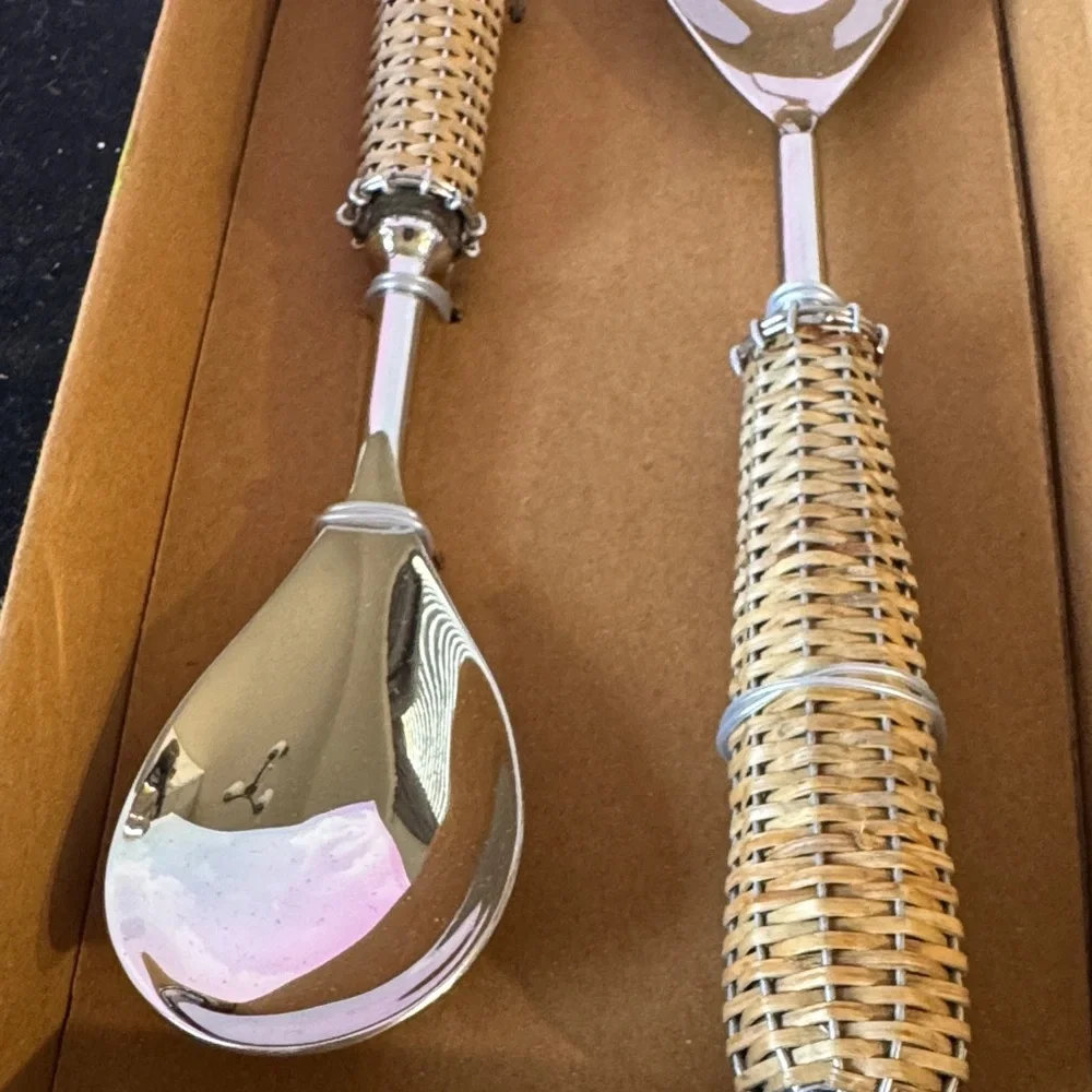 Elegant Portofino Home Silver and Tan Natural Wicker Salad Server Set